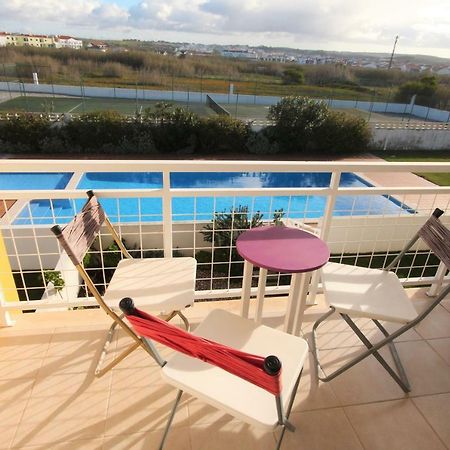 Surf House Baleal Bed and Breakfast Exteriör bild
