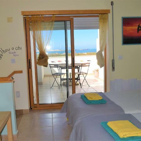 Surf House Baleal Bed and Breakfast Exteriör bild