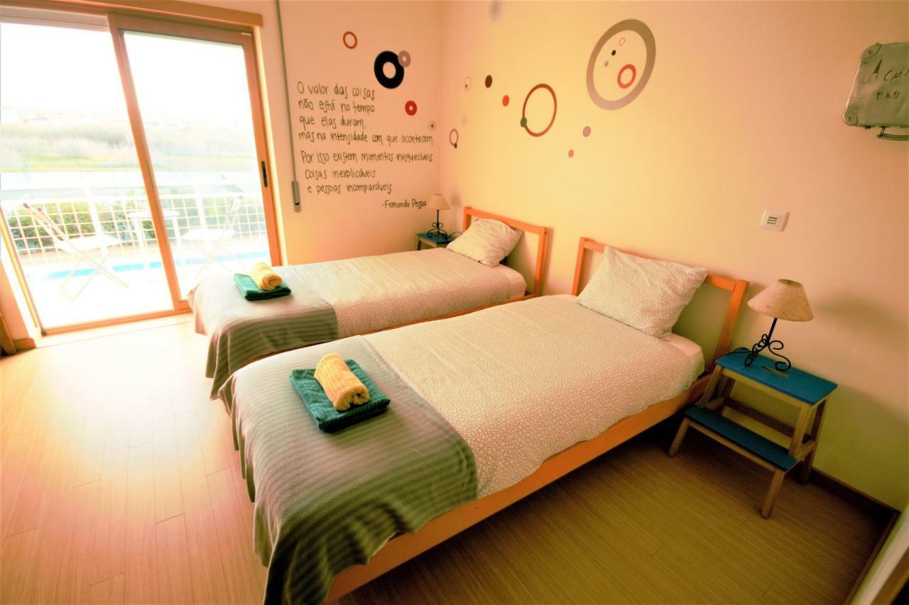 Surf House Baleal Bed and Breakfast Exteriör bild