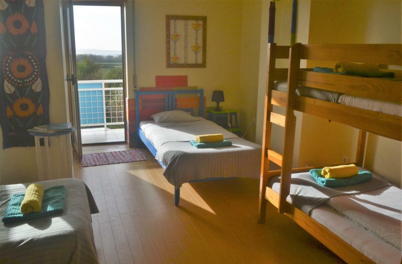 Surf House Baleal Bed and Breakfast Exteriör bild
