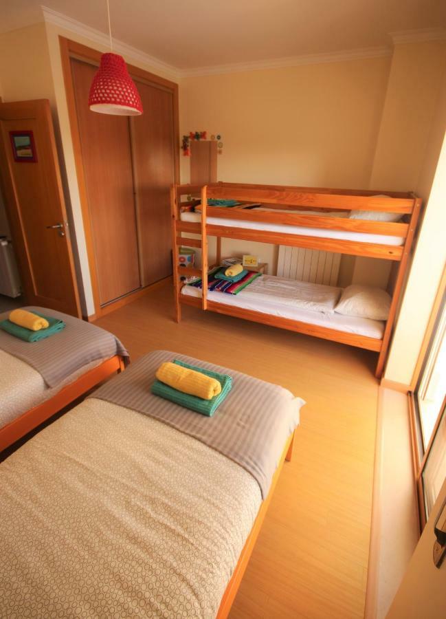 Surf House Baleal Bed and Breakfast Exteriör bild